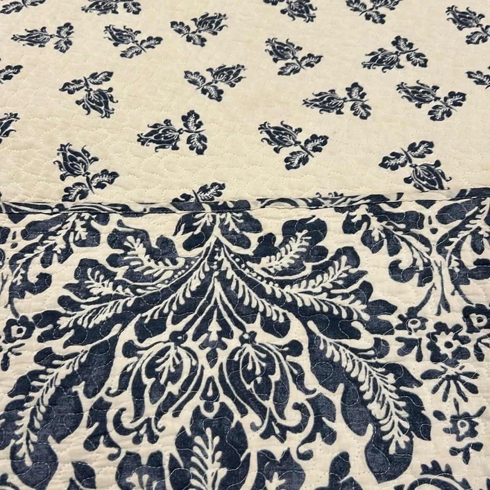 Domain Floral Cream and Blue Quilt Bedding